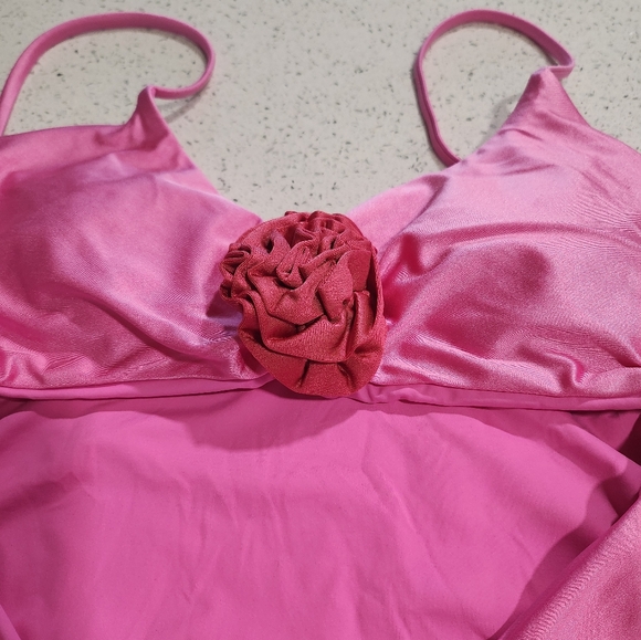 L Space Sierra One Piece - Picture 7 of 11